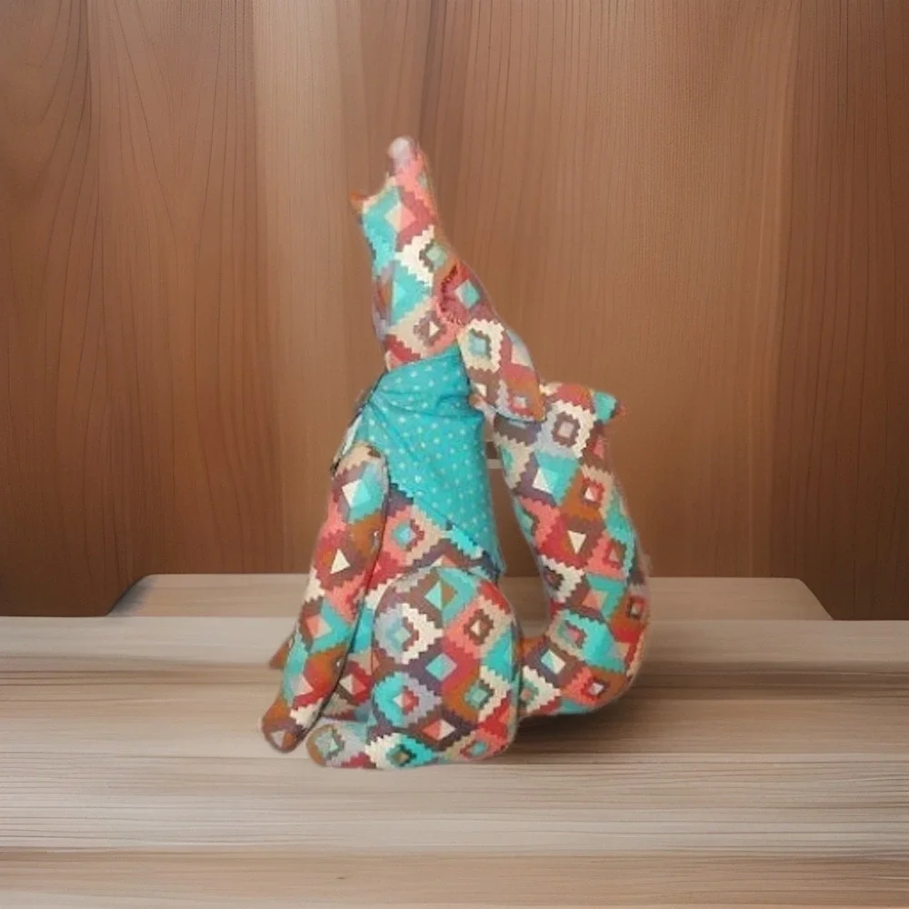 American Vintage stuffed howling